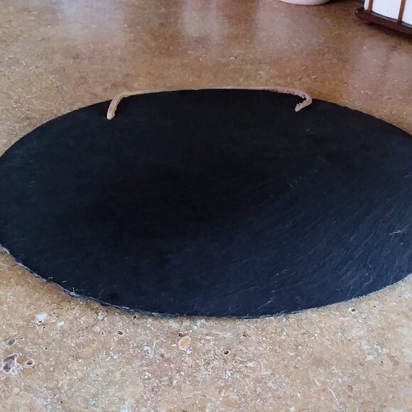 Christmas Painted Slate "Season's Greetings" Red Poinsettias 12 3/4" x 9 3/4" - Picture 10 of 10